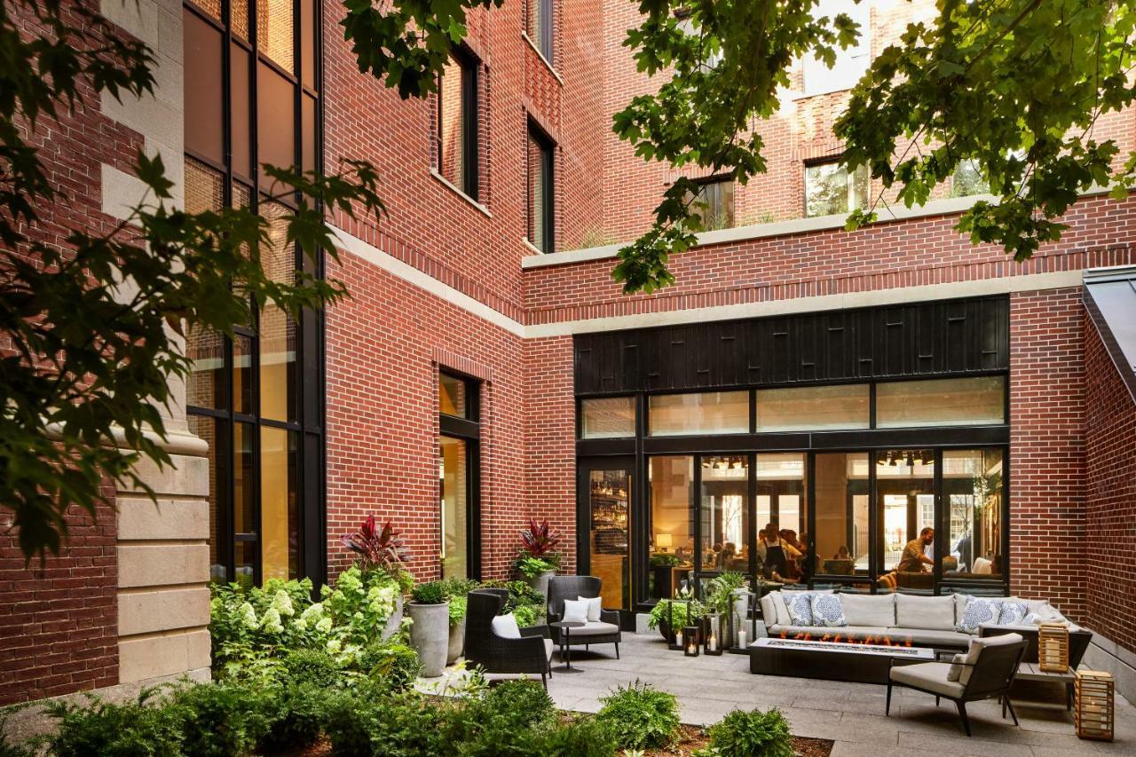 The Whitney Hotel Boston Extérieur photo The courtyard at the London edition