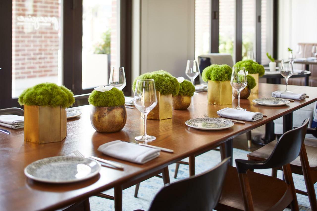 The Whitney Hotel Boston Extérieur photo The dining room at the restaurant